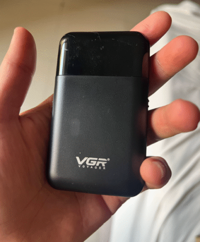 VGR V-390 Mini Shaver photo review